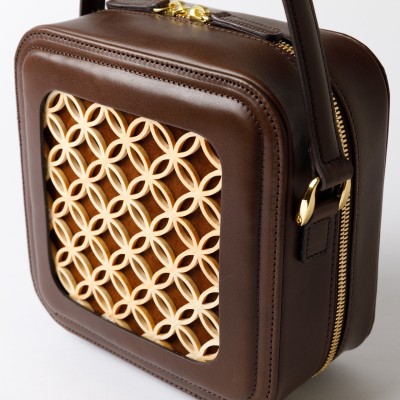 Mini borsa Hanakumiko marrone e cioccolato