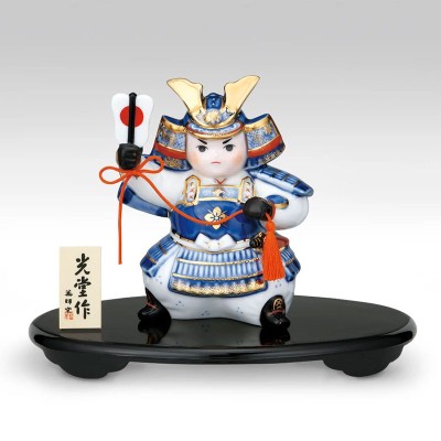 Generale Samurai in Porcellana Policroma e Oro