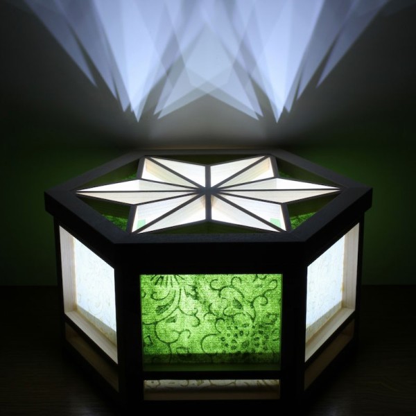 HIKARI BAKO Light box, hemp leaves, green